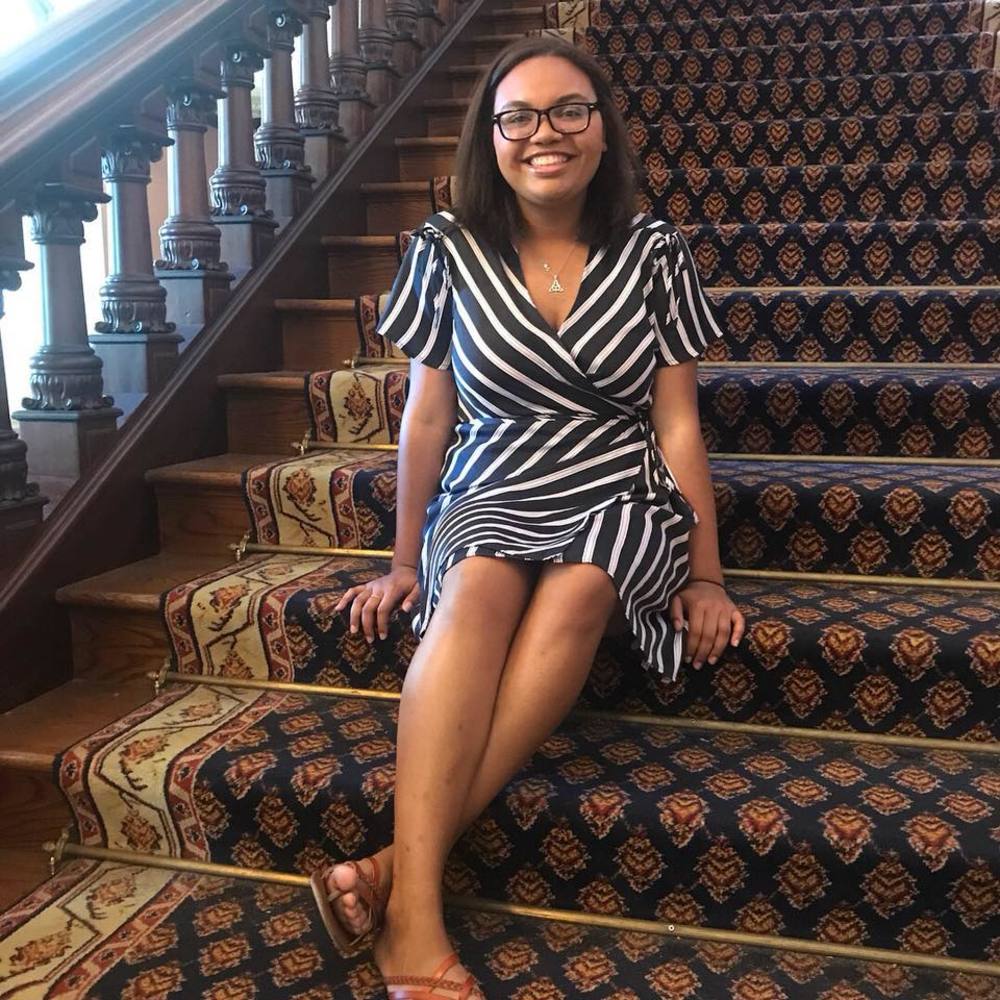 Meet your Posher, Jessica